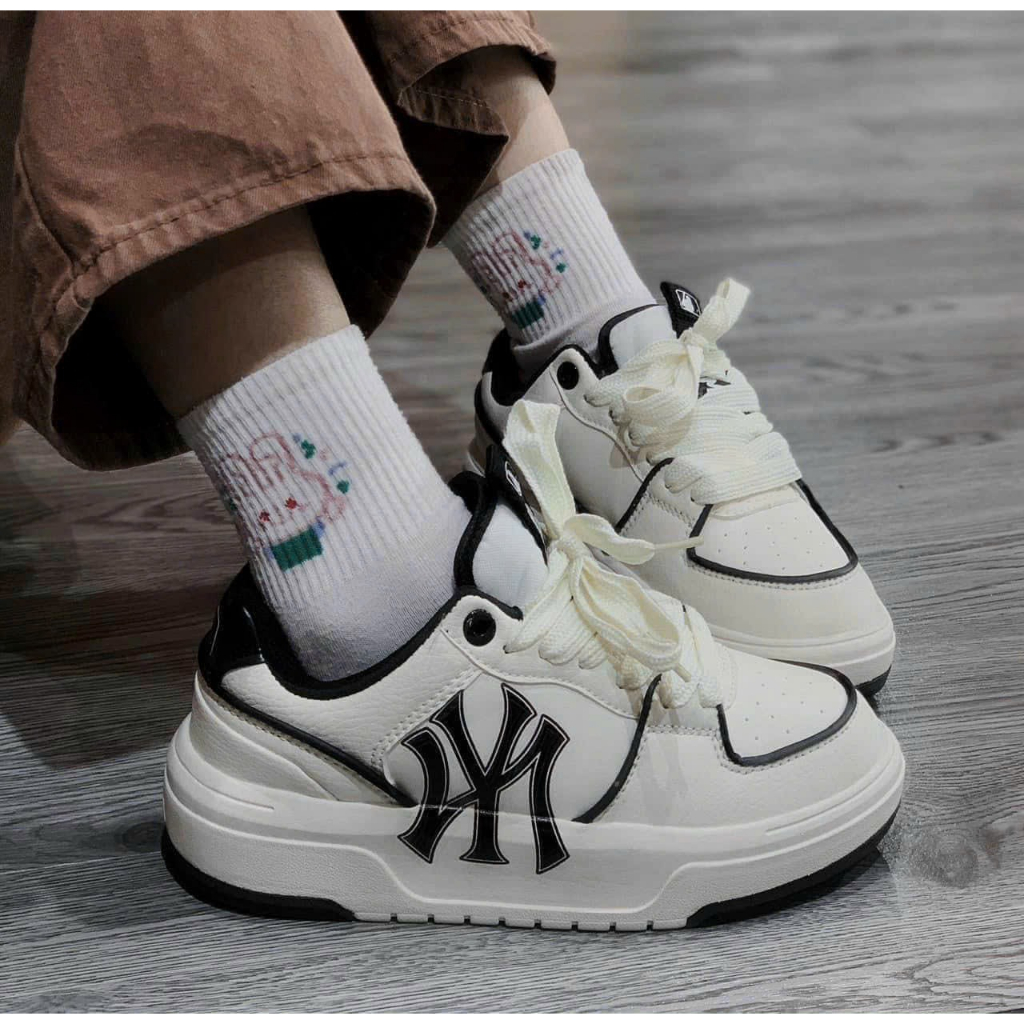Giày MLB liner NY chunky ofwhite đế cao trắng đen cao cấp, giày MC QUEEN NY trắng kẻ đen mới