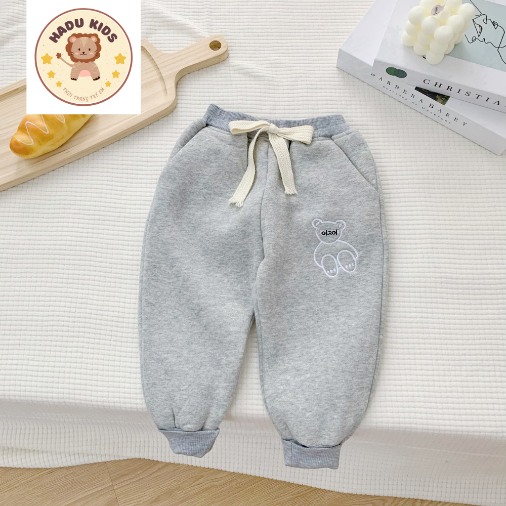 Quần dài cho bé, quần nỉ bông bé trai bé gái THÊU GẤU chất nỉ bông đẹp, đường may xịn - HADU KIDS 11-27kg