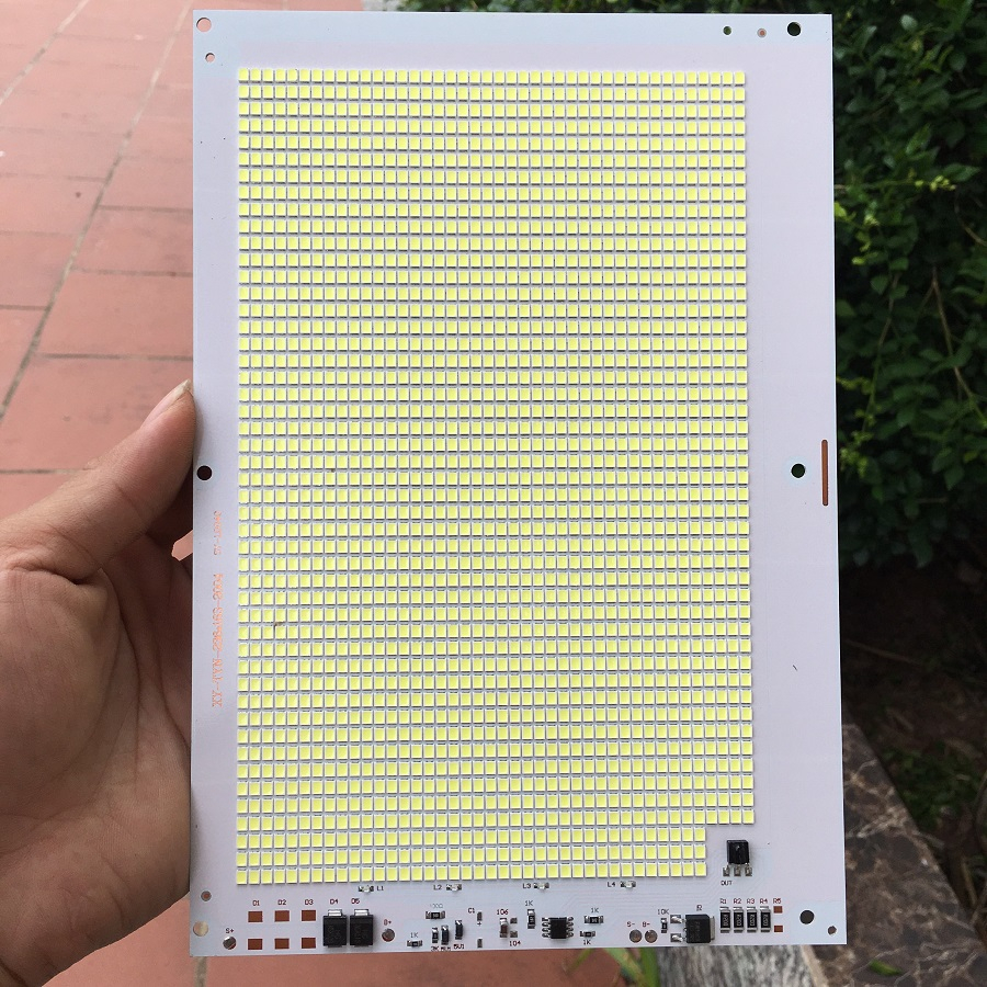 Led bàn chải  3,2V hoặc 3,7V thay cho đèn năng lượng mặt trời