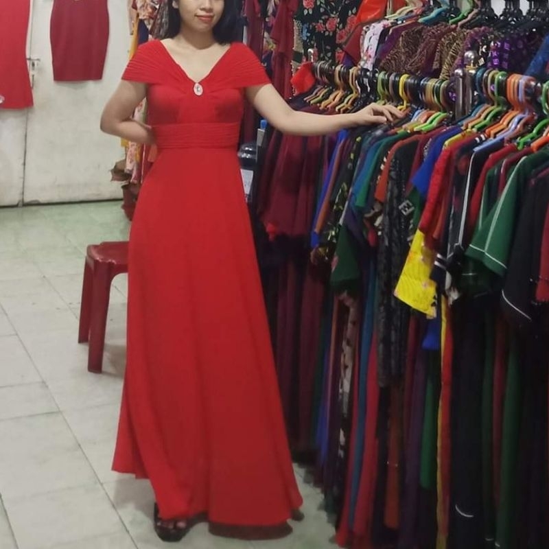 Đầm dạ hội trung niên dự tiệc sang trọng kiểu nữ hoàng trễ vai, Đầm dự tiệc trung niên dáng dài trễ vai cao cấp