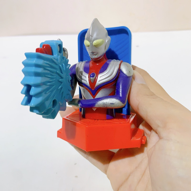 Mô hình đồ chơi ultraman nhật bản mc donalds