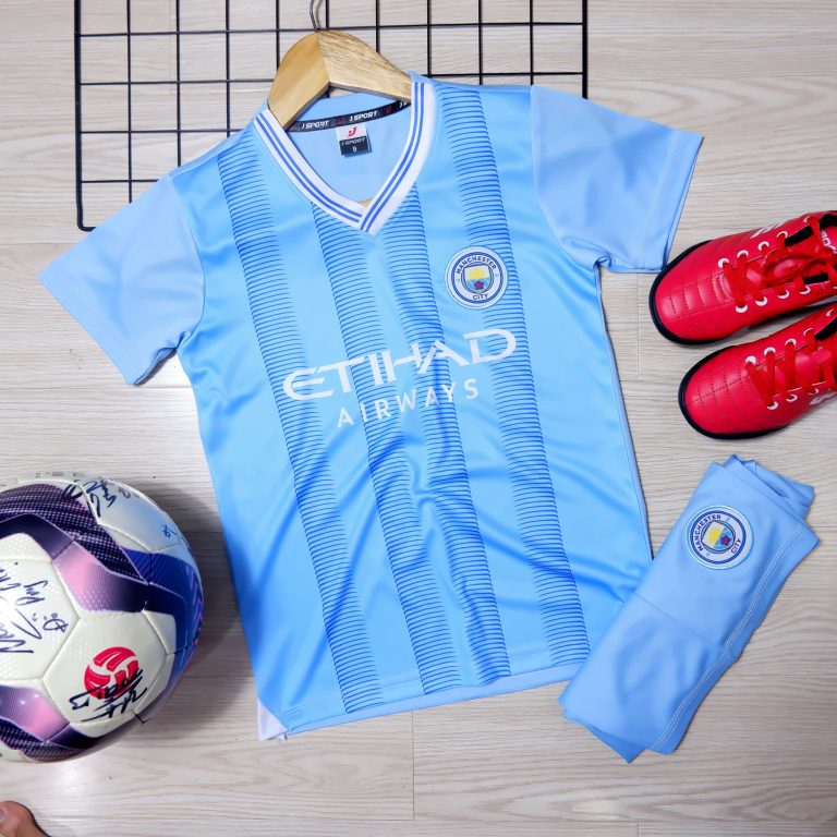 Bộ quần áo bóng đá trẻ em Man City 23-24 sân nhà