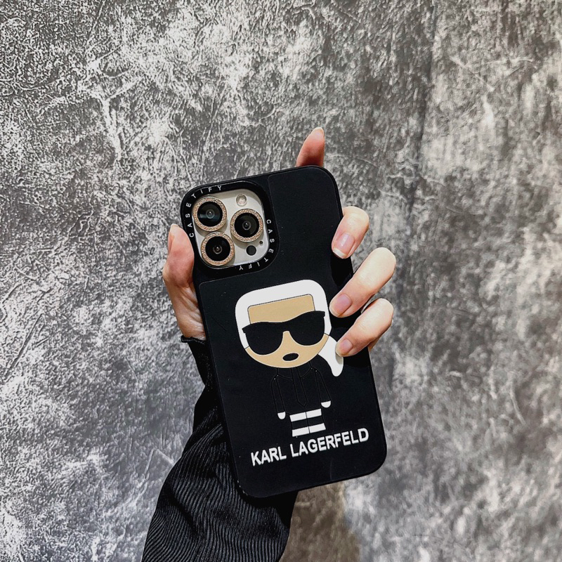 Ốp lưng đen casetify KARL ĐEO KÍNH - MÈO chống bẩn cạnh vuông cho i phone 7 đến 14promax