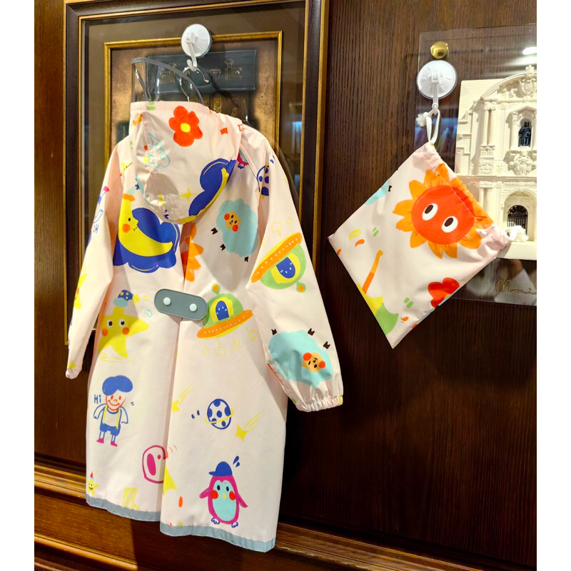 Áo mưa người lớn hoạ tiết dễ thương, độc lạ 2023, raincoats hot trend