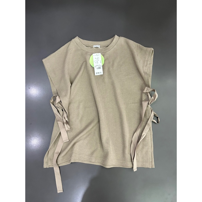 Áo len xuất Nhật kiểu ghi lê trẻ trung