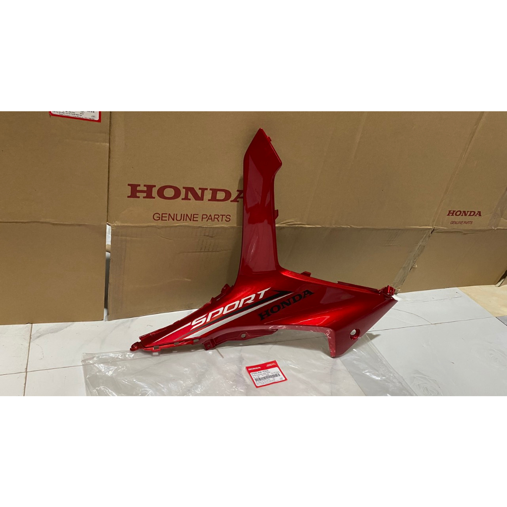Bộ ốp trung tâm bên phải HONDA WAVE RSX110 năm 2022 màu Đỏ. *R340* 64350K90VG0ZC