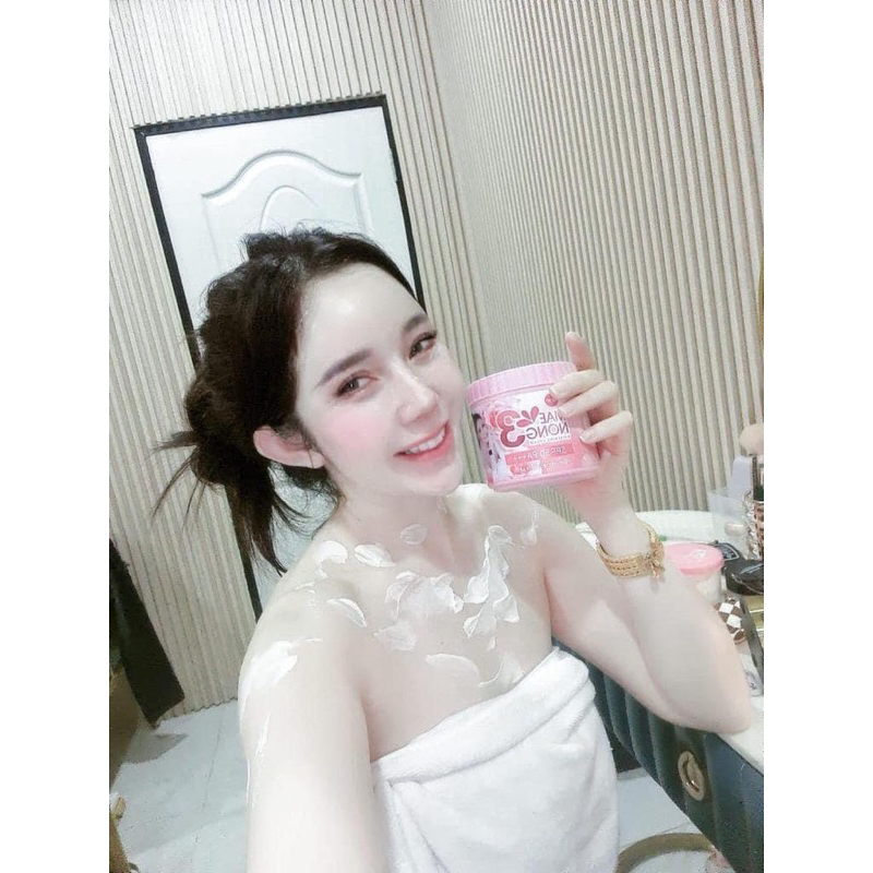 Kem Body dưỡng trắng da Mae Nong trắng trong 7 ngày