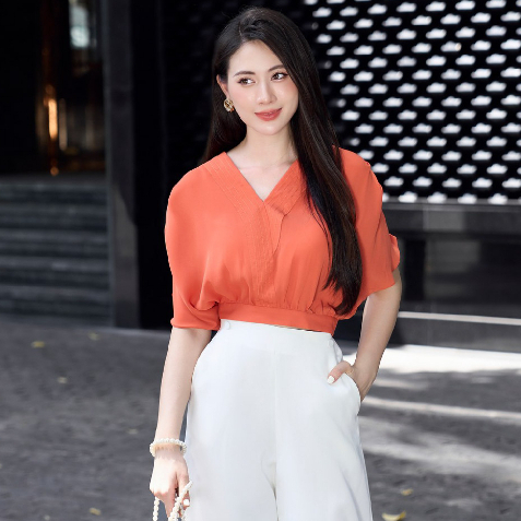 Áo sơ mi nữ HeraDG thiết kế dáng croptop cổ V cách điệu trẻ trung chất liệu Recycle SAKBC3112
