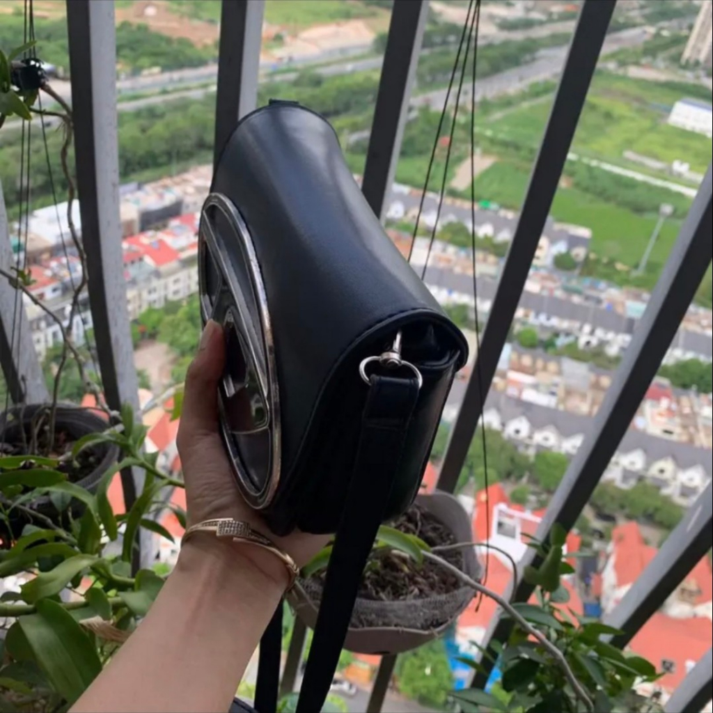 Túi nữ đeo vai đéo chéo kẹp nách chứ D - T38