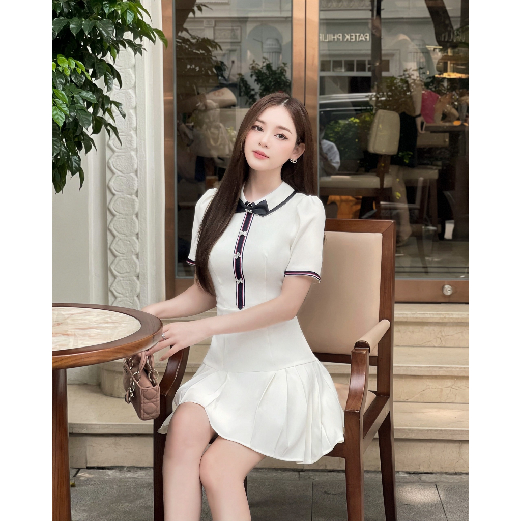 Đầm Nữ Ngắn Xếp Ly Dáng A SOLEIL ROOM Phối Nơ Cổ Tiểu Thư CATIE DRESS