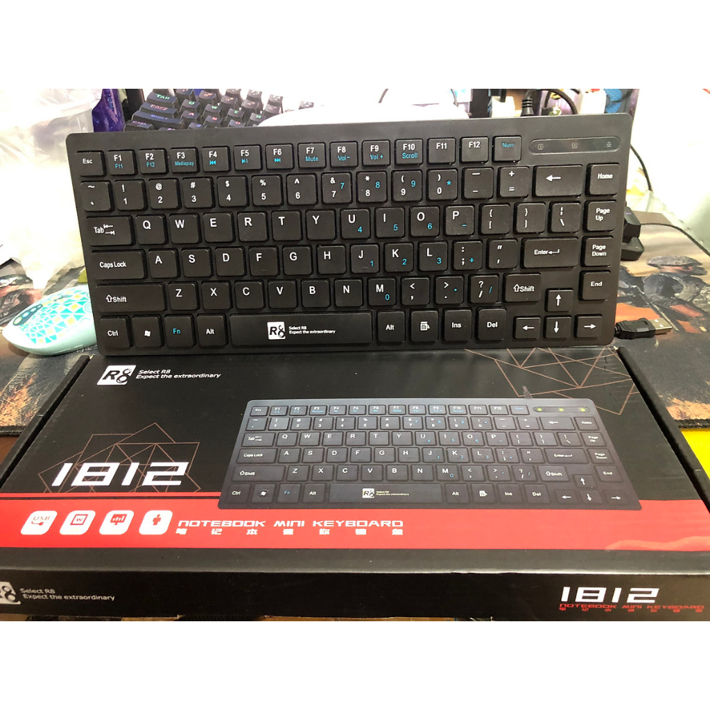 Bàn Phím ✨Free Ship✨Bàn Phím Mini R8 1812 Có Dây- Lướt Phím Cực Êm, Kiểu Dáng Cực Sang- Hàng Chính Hãng Bảo Hành 1 Năm