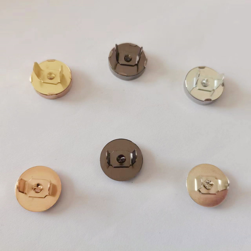 Nút hít, Nút hít nam châm, Phụ kiện gắn túi