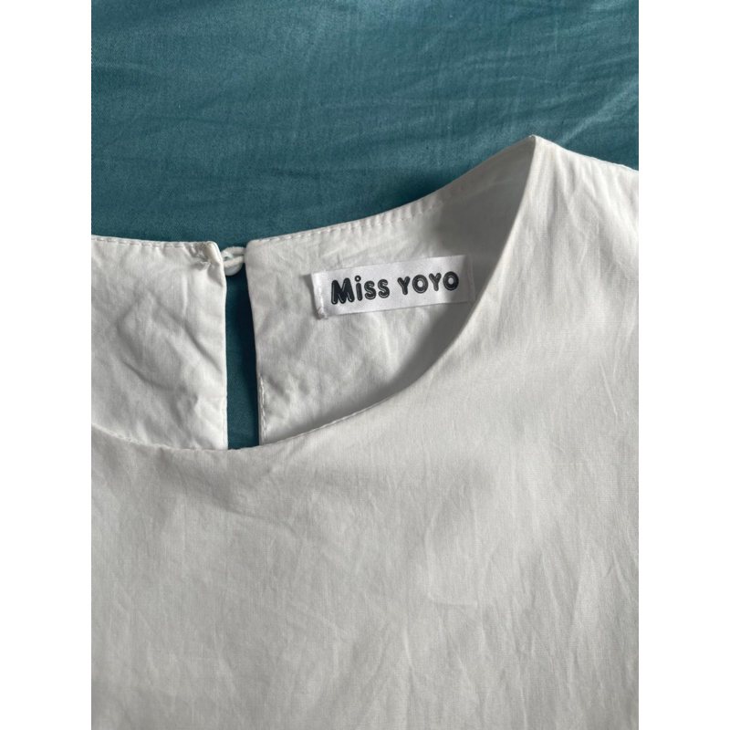 Đầm babydoll trắng tay bồng freesize