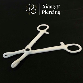 Kẹp Xỏ Khuyên Dùng 1 Lần Bằng Nhựa