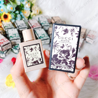 Sale nước hoa chai mini.