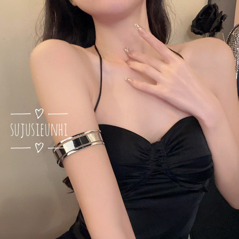 4 mẫu vòng đeo bắp tay kim loại phong cách cyberpunk đơn giản cá tính