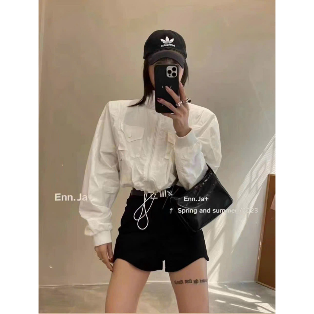 Áo Khoác Dù Nữ Phối Theo Phong Cách 2 Lớp Siêu Mát Chất Liệu Vải Tốt Có kèm Túi Kiểu Trước Áo Siêu CuTe Hàng Hot Trend