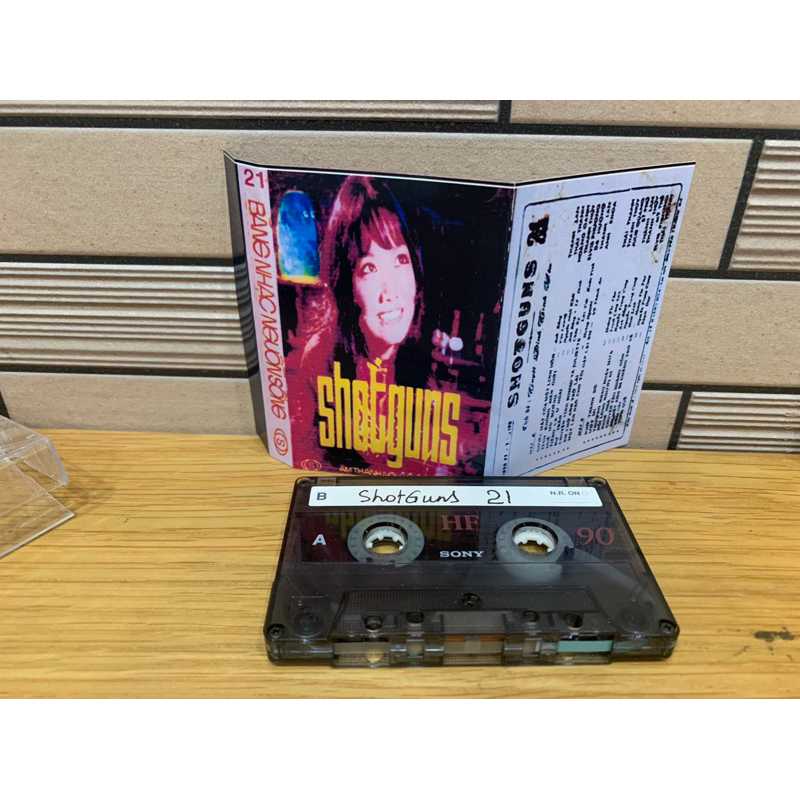 Băng Cassette Sony HF 90 băng 1 nước còn rất đẹp nhạc xưa