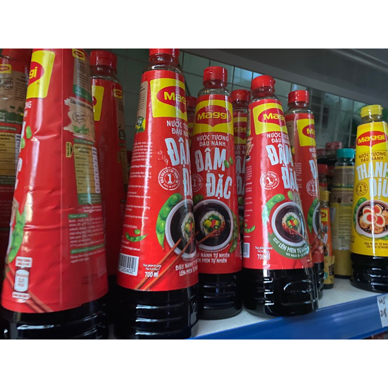 NƯỚC TƯƠNG MAGGI 700ml nắp đỏ , nắp vàng