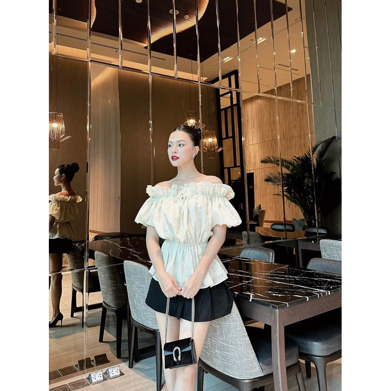 Áo trễ vai Hanie - Hàng thiết kế