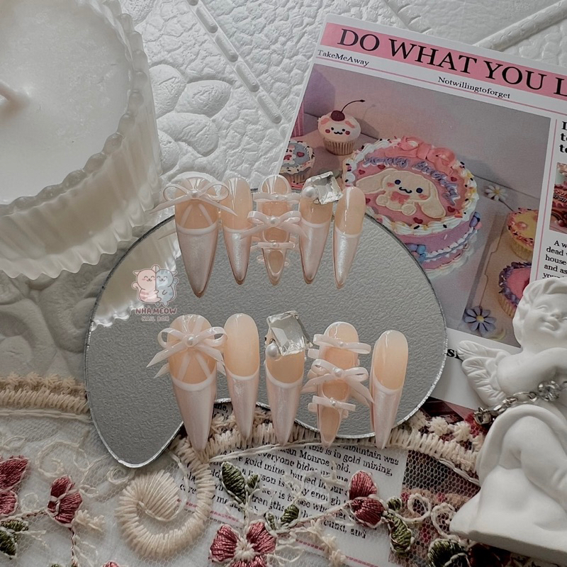 Nail Box thiết kế Thiên Nga Trắng