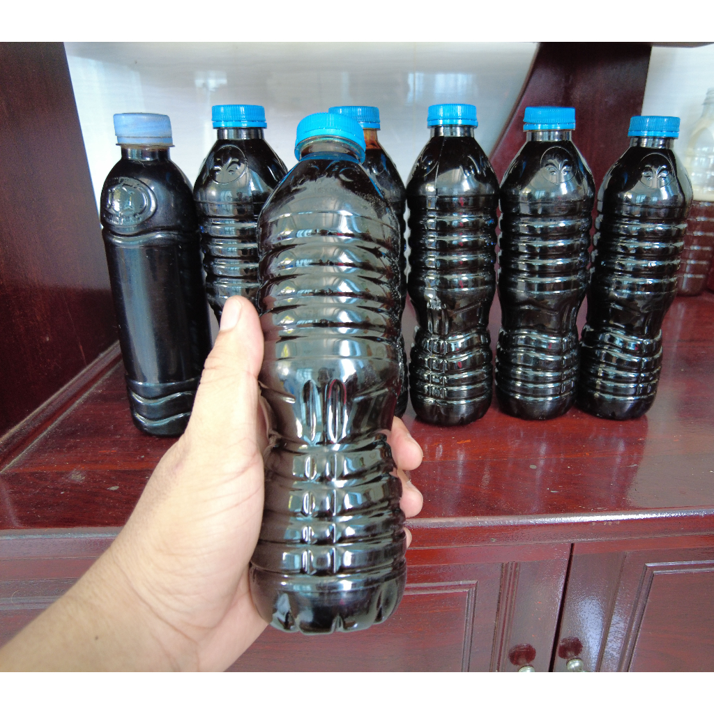 Nước màu dừa Bến Tre nhà làm - Chai 500ml