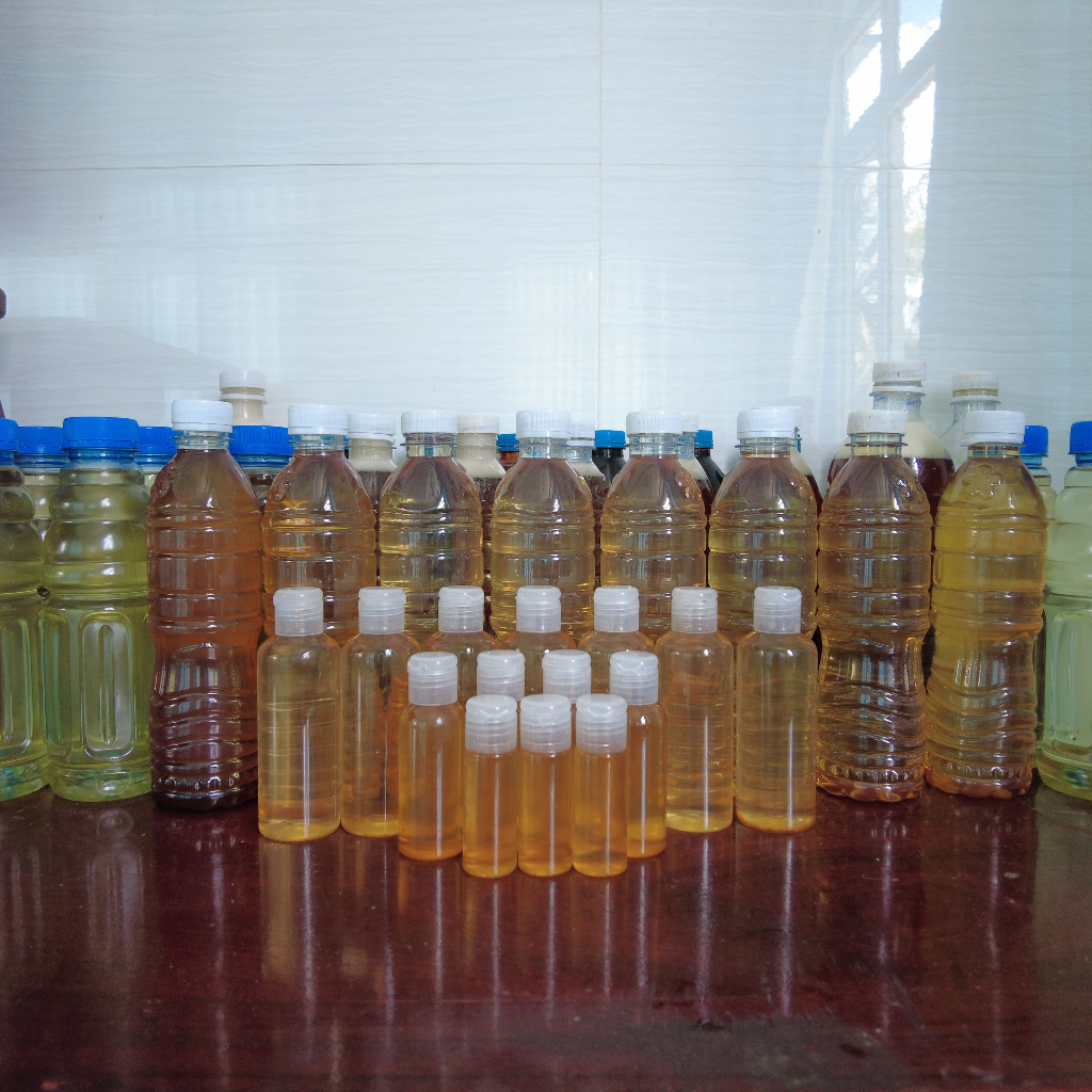 Nước màu dừa Bến Tre nhà làm - Chai 500ml