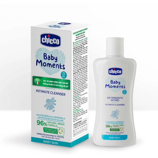 Gel vệ sinh vùng kín cho bé chiết xuất Hoa cúc Chicco 0M+