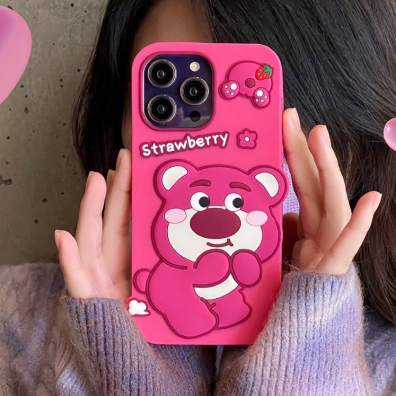 Ốp lưng silicon hồng hình gấu dâu cho iPhone 14 Pro max/ 13 Pro max/ 12 Pro max/ 11 Pro max/11/ Xs Max 7plus/ 8 plus/6