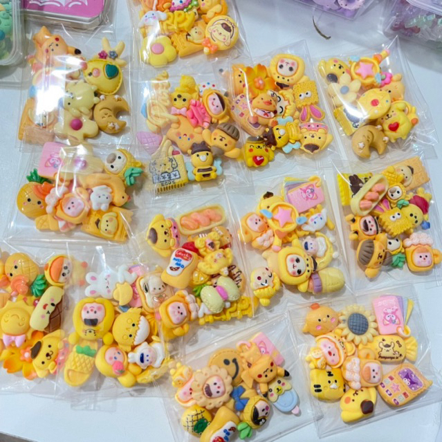 Set 10 charm mix ngẫu nhiên theo màu