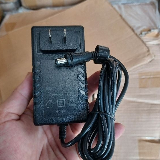 nguồn 24V3a cho máy nhổ lông vịt fungo matika, có thể dùng nguồn này cho máy màu xanh 24v