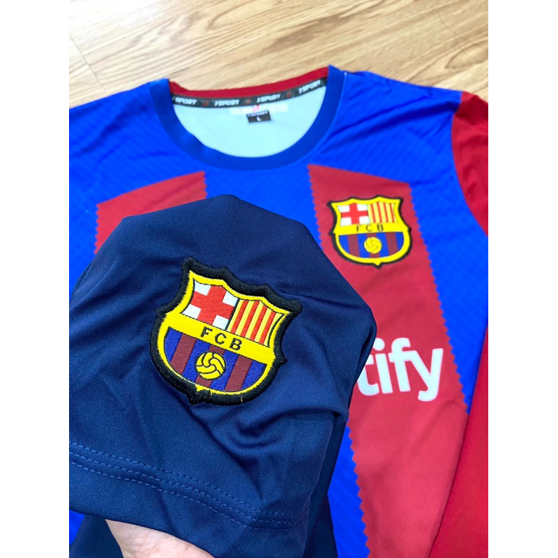 Bộ quần áo đá banh Barcelona, Bộ quần áo bóng đá in tên và số theo yêu cầu