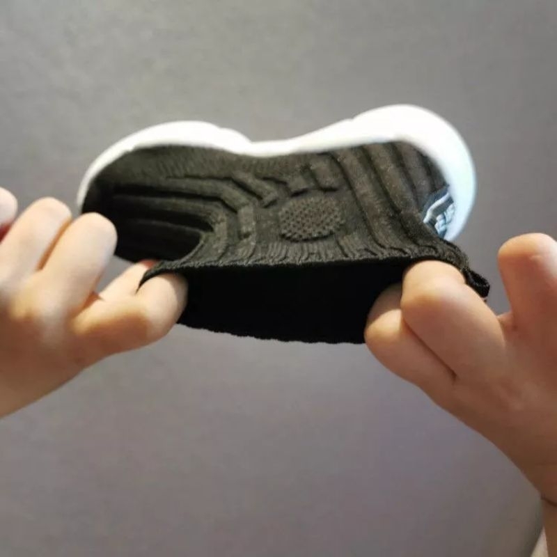 Giày bé trai thanh lý