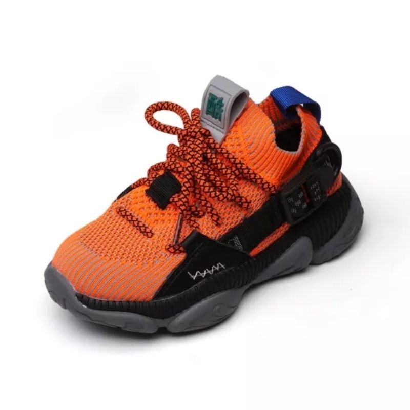 Giày bé trai thanh lý