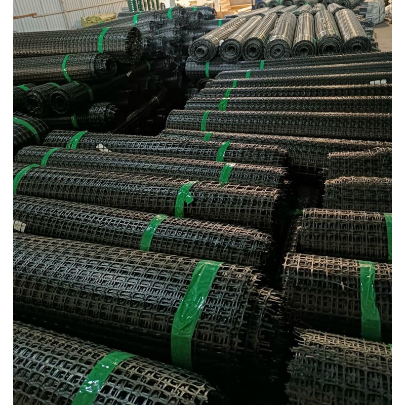 lưới nhựa dẻo cao 1 mét dài 50 mét lưới rào vườn - lưới quây chuồng gà-làm sàn vịt -chịu nắng mưa 10 năm