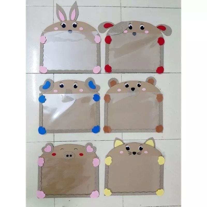 Khung trưng bày sản phẩm ,bảng thông tin