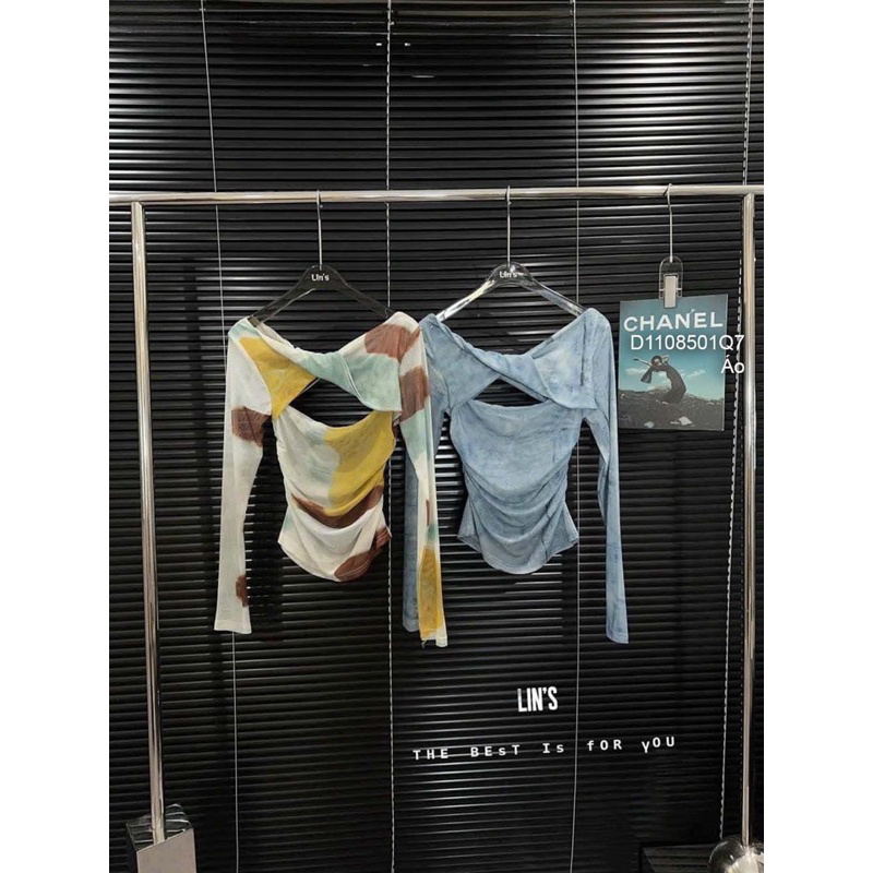 Áo thun họa tiết tay dài trễ vai khoét ngực sang trọng VIENS STORE