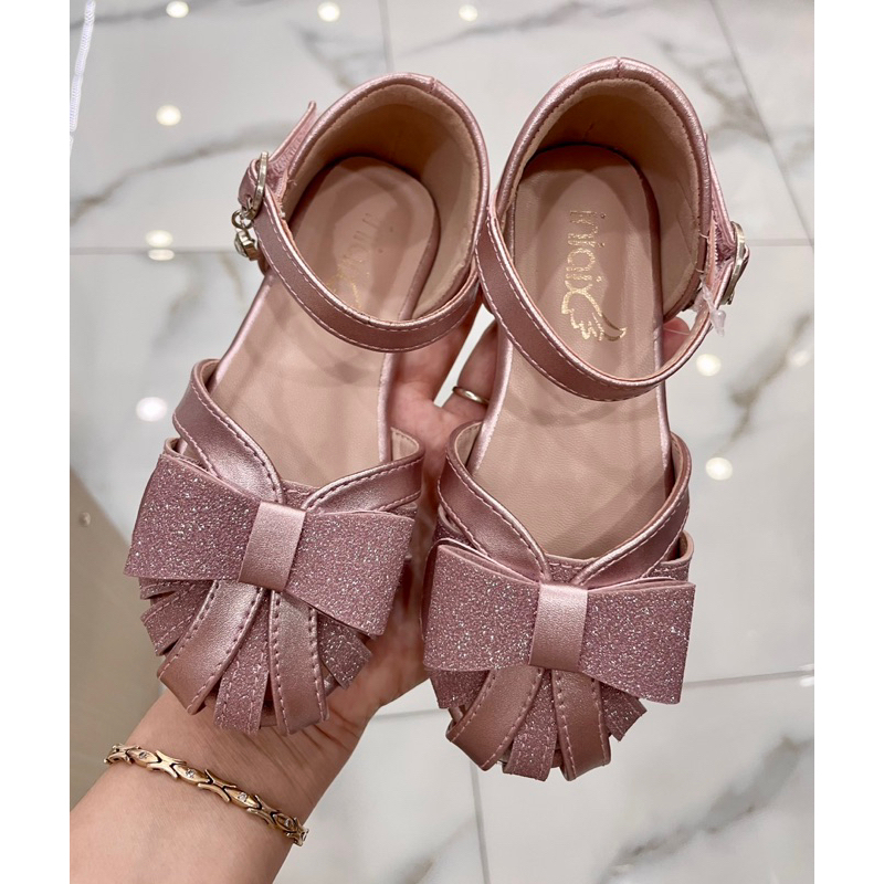 Sandal nơ hồng cho bé gái
