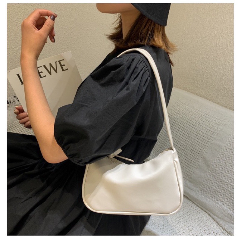 Pass túi kẹp nách màu trắng