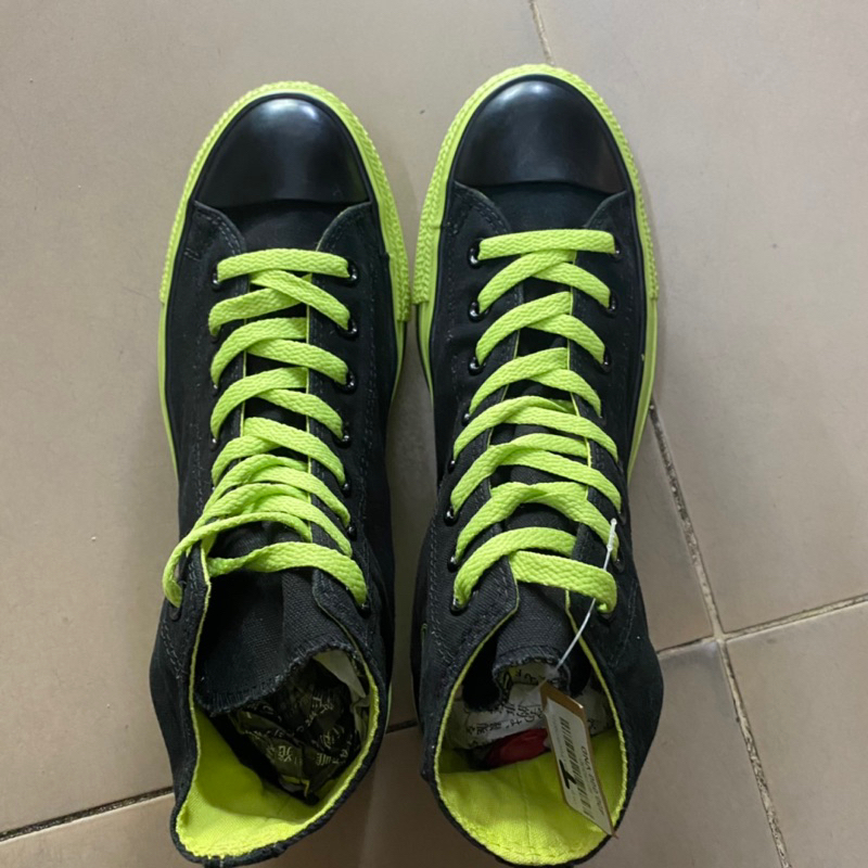 Giày chính hãng đã qua sử dụng