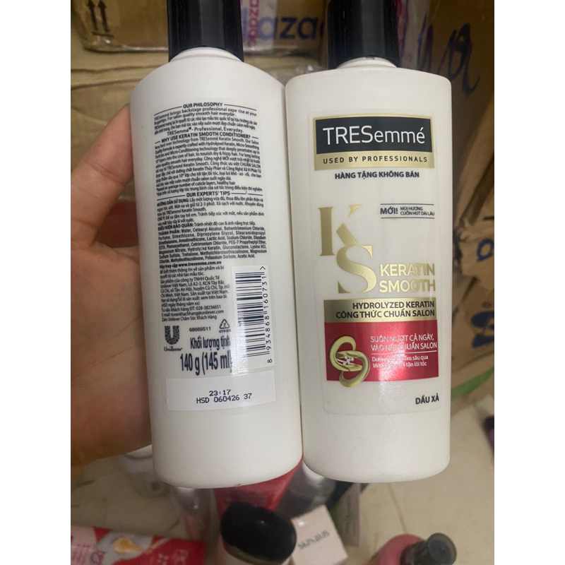 Dầu Xả Tresemmé Keratin Smooth 140g