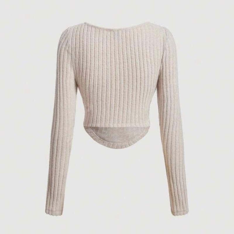 June Top_Beige  áo len croptop lông xù có khuy cài trang trí