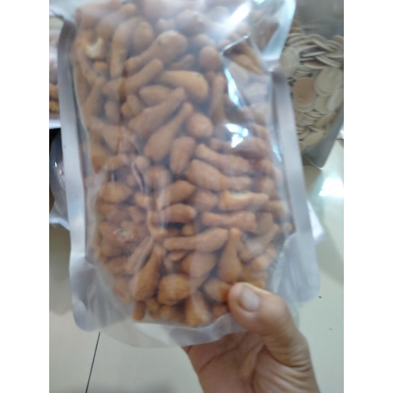 Quẩy đùi gà 500g đóng túi zip.