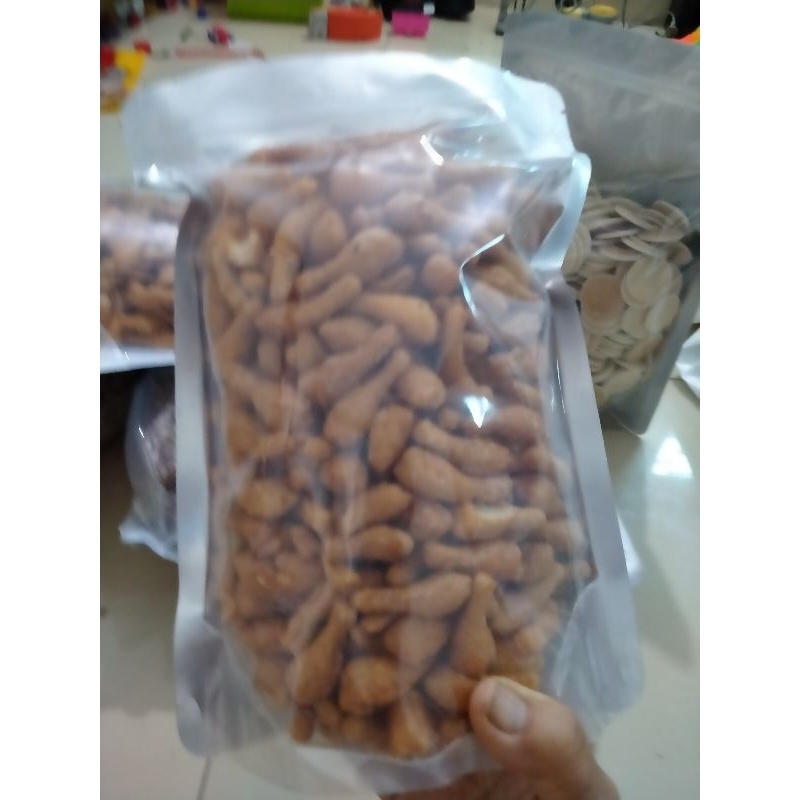 Quẩy đùi gà 500g đóng túi zip.