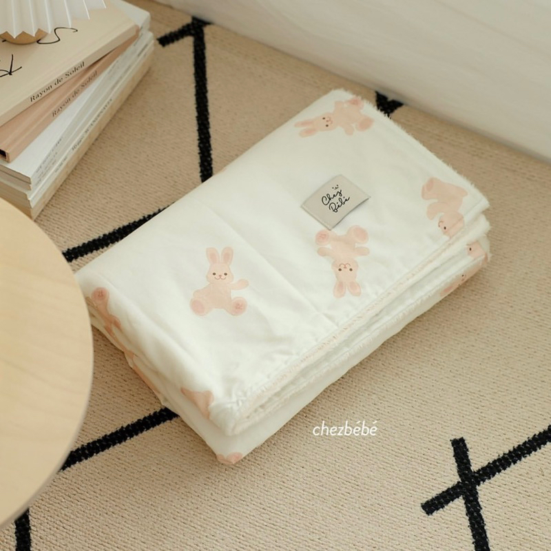 Chăn lông tuyết thêu cao cấp siêu mềm mịn Chezbebe cho bé kích thước 85x120cm