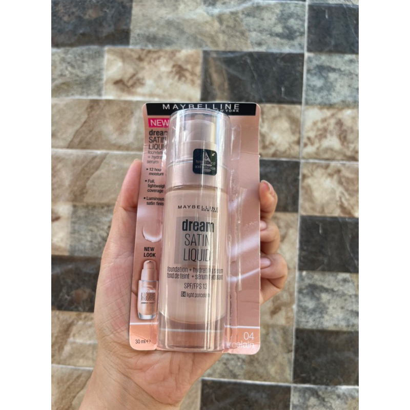 Kem nền Kem nền Maybelline Dream Satin Liquid Foundation Hydrating Serum 30mL