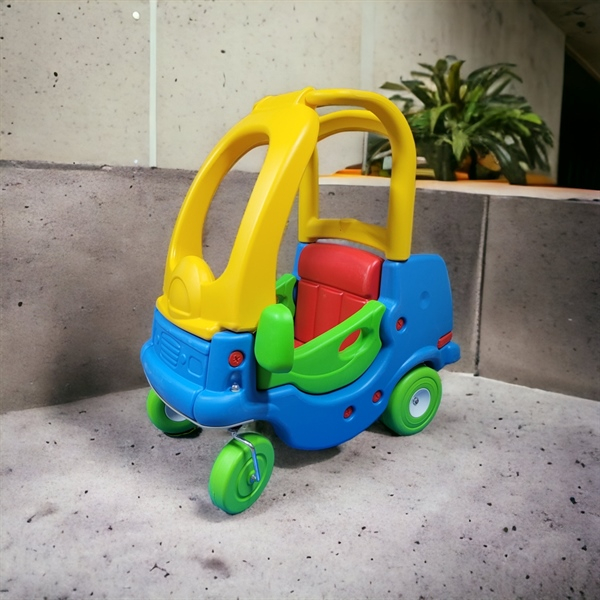Xe ô tô chòi chân cho bé mẫu giáo