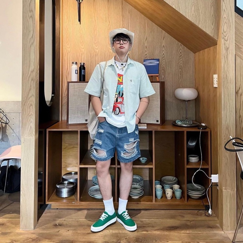 RIPPED V1 SHORTS - quần short jeans trên gối