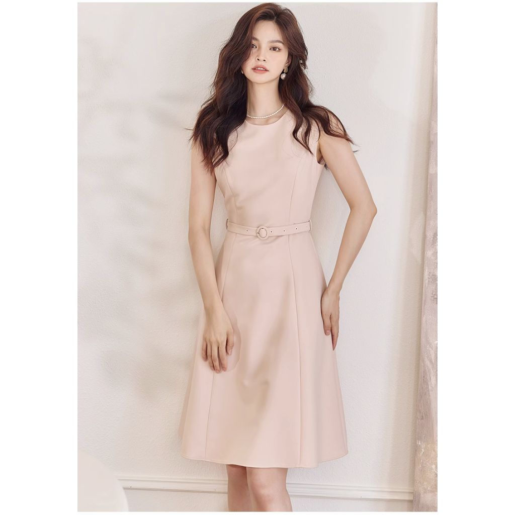 Đầm xoè nhẹ cổ tròn nhỏ sát nách màu hồng