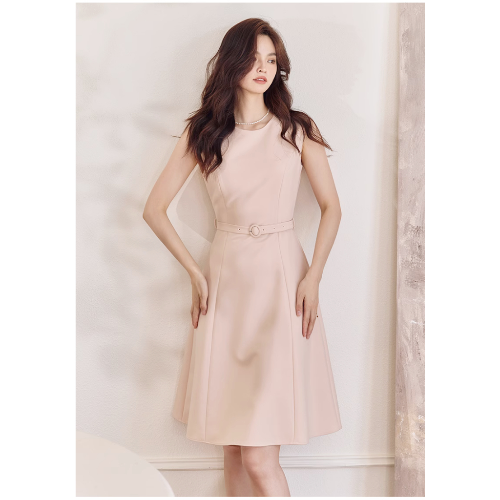 Đầm xoè nhẹ cổ tròn nhỏ sát nách màu hồng